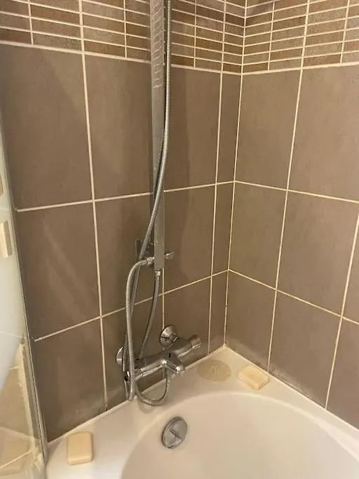 Appartement Chez Catherine Tres Beau Logement Tout Equipe Et Proche Des Transports Marseilles