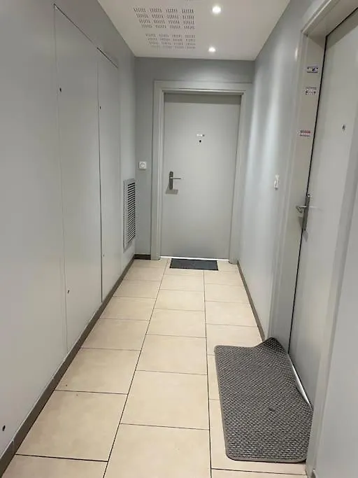 Appartement Chez Catherine Tres Beau Logement Tout Equipe Et Proche Des Transports Marseille